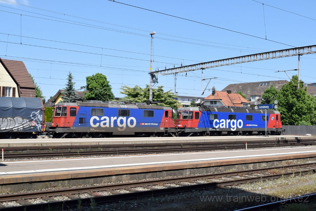 8646-0042-310523.jpg - SBBC Re 620.023-2 ''Rupperswil'' (Re 91 85 4 620 023-2 CH-SBBC) + SBBC Re 420.347-7 (Re 91 85 4 420 347-7 CH-SBBC) / Lenzburg 31.5.2023