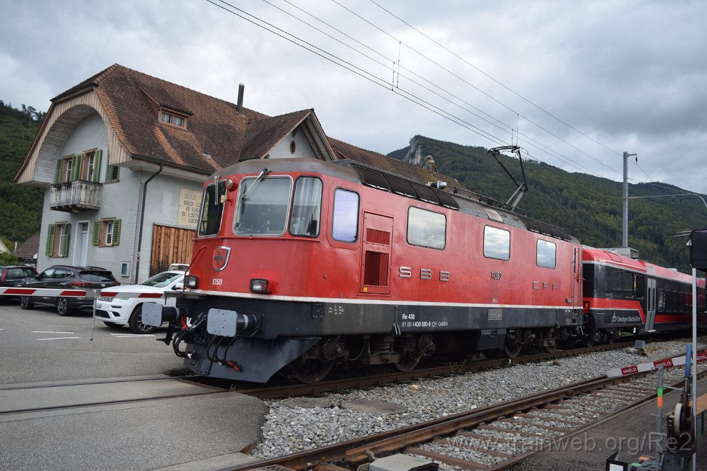 9363-0042-140924.jpg - OeBBH Re 4/4''' 11350 (Re 430.350-9)  (Re 91 85 4 430 350-9 CH-OeBBH) / Balsthal 14.9.2024
