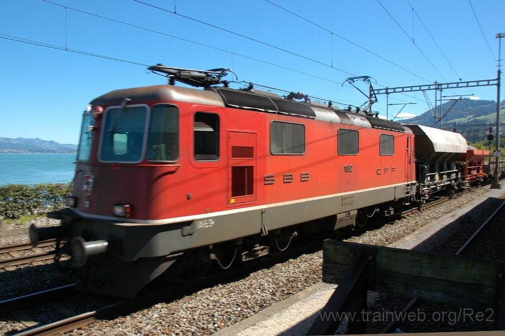 1975-0030-260810.jpg - SBB-CFF Re 4/4''' 11352 / Richterswil 26.8.2010