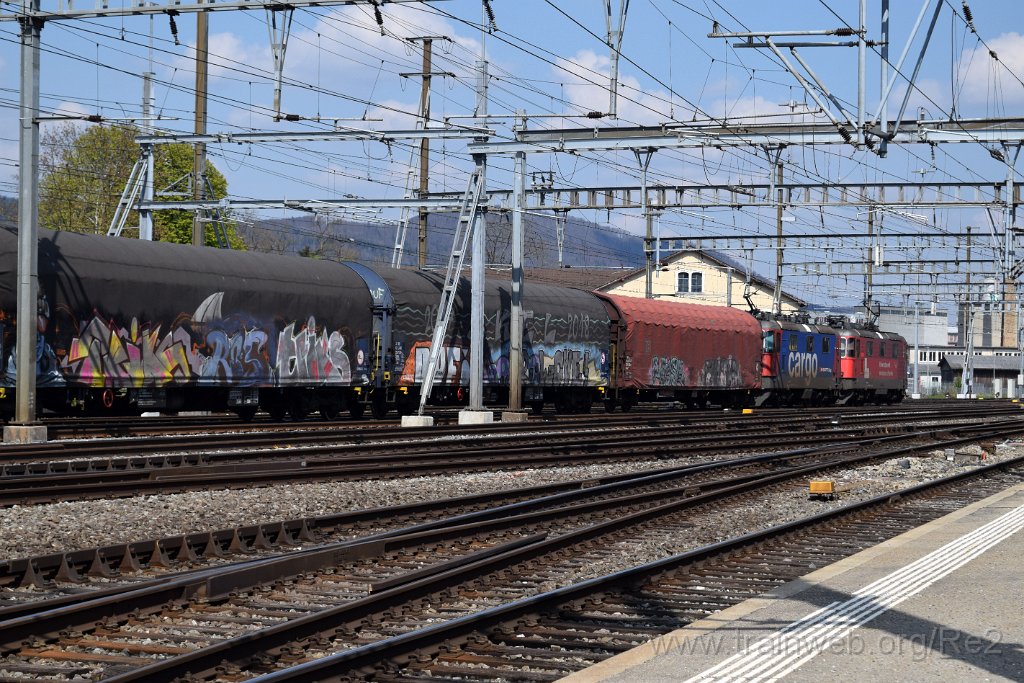 7355-0038-200421.jpg - SBBC Re 420.345-1 ''Smile'' (Re 91 85 4 420 345-1 CH-SBBC) + SBBC Re 430.356-6 (91 85 4 430 356-6 CH-SBBC) / Aarau 20.4.2021