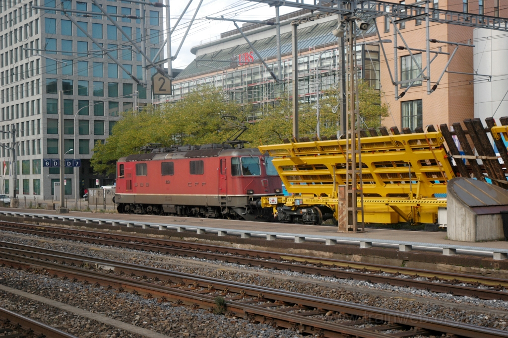 3374-0008-201014.jpg - Re 4/4''' 11358 / Zürich-Altstetten 20.10.2014