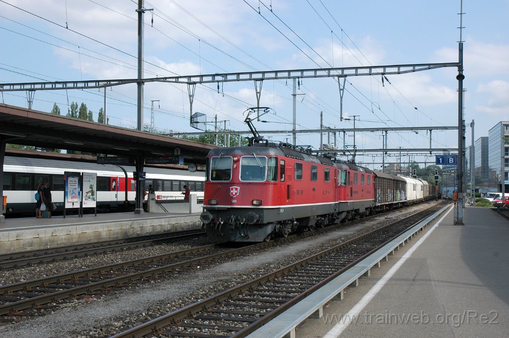 1930-0024-150710.jpg - SBB-CFF Re 4/4''' 11359 + SBB-CFF Re 4/4'' 11306 / Dietikon 15.7.2010