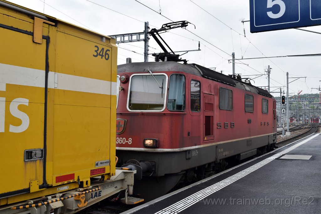 4937-0002-170518.jpg - SBBC Re 4/4''' 11360 (Re 430.360-8)  (Re 91 85 4 430 360-8 CH-SBBC) / Winterthur 17.5.2018