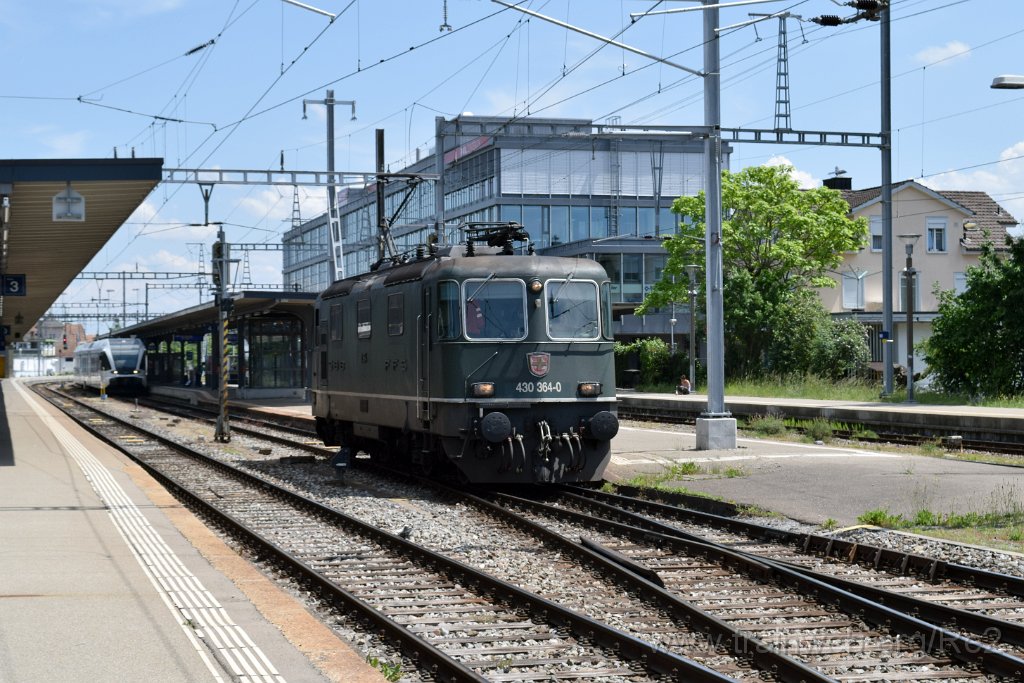 4993-0043-250518.jpg - SBBC Re 4/4''' 11364 (Re 430.364-0)  (Re 91 85 4 430 364-0 CH-SBBC) / Wil 25.5.2018