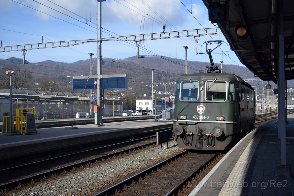 5265-0033-040119.jpg - SBBC Re 4/4''' 11364 (Re 430.364-0)  (Re 91 85 4 430 364-0 CH-SBBC) / Olten 4.1.2019