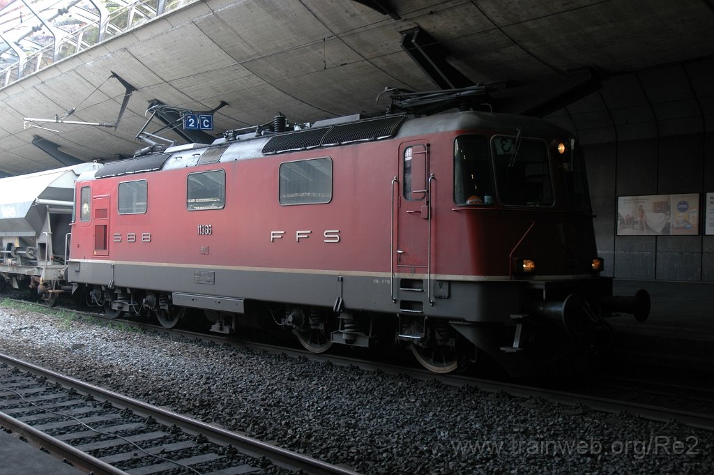 2792-0009-070513.jpg - SBB-CFF Re 4/4''' 11366 / Zürich-Stadelhofen 7.5.2013