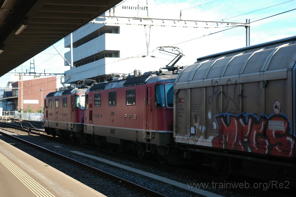 3232-0047-080814.jpg - SBB-CFF Re 4/4'' 11249 + SBB-CFF Re 4/4''' 11366 / Killwangen-Spreitenbach 8.8.2014