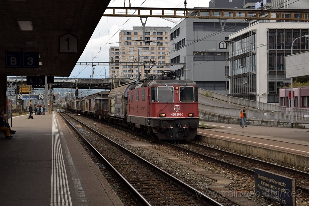 4146-0039-160916.jpg - SBBC Re 4/4''' 11366 (Re 430.366-5)  (Re 91 85 4 430 366-5 CH-SBBC) / Zürich-Altstetten 16.9.2016