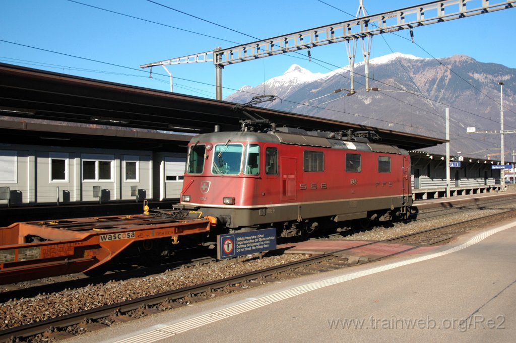3458-0029-120115.jpg - SBB-CFF Re 4/4''' 11368 / Bellinzona 12.1.2015