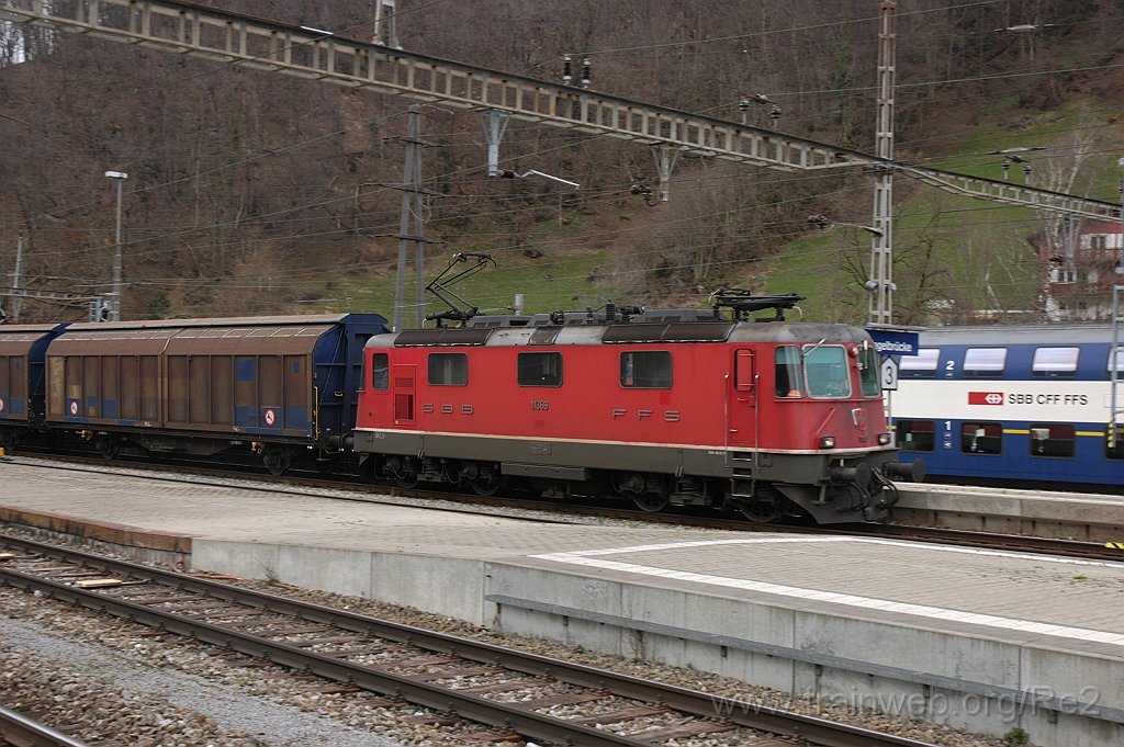 3527-0023-280315.jpg - SBB-CFF Re 4/4''' 11369 / Ziegelbrücke 28.3.2015