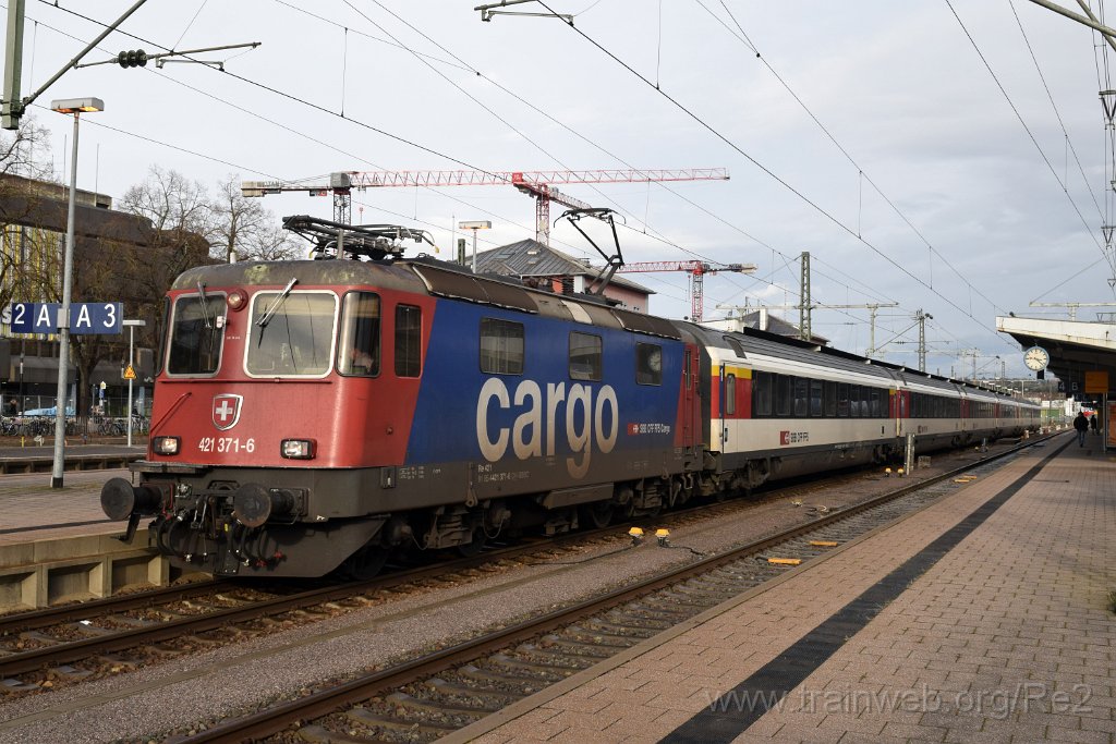 5838-0018-010220.jpg - SBBC Re 421.371-6 (Re 91 85 4 421 371-6 CH-SBBC) / Singen (Htw) 1.2.2020