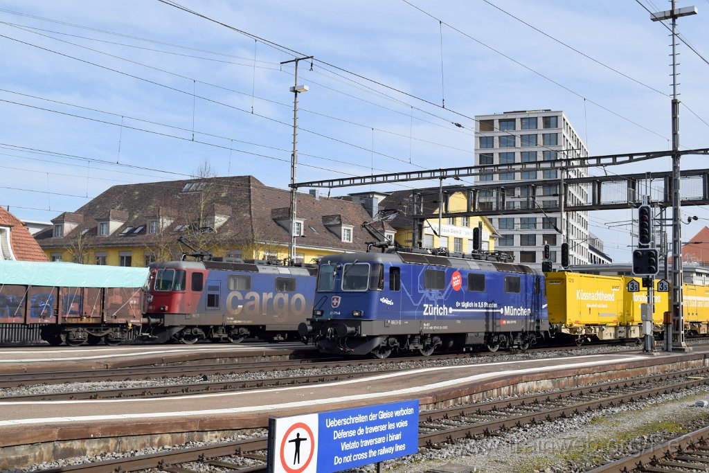 7295-0008-220221.jpg - SBBC Re 420.246-1 (Re 91 85 4 420 246-1 CH-SBBC) + SBBC Re 421.371-6 ''Zürich-München 2021'' (Re 91 85 4 421 371-6 CH-SBBC) / Lenzburg 22.2.2021