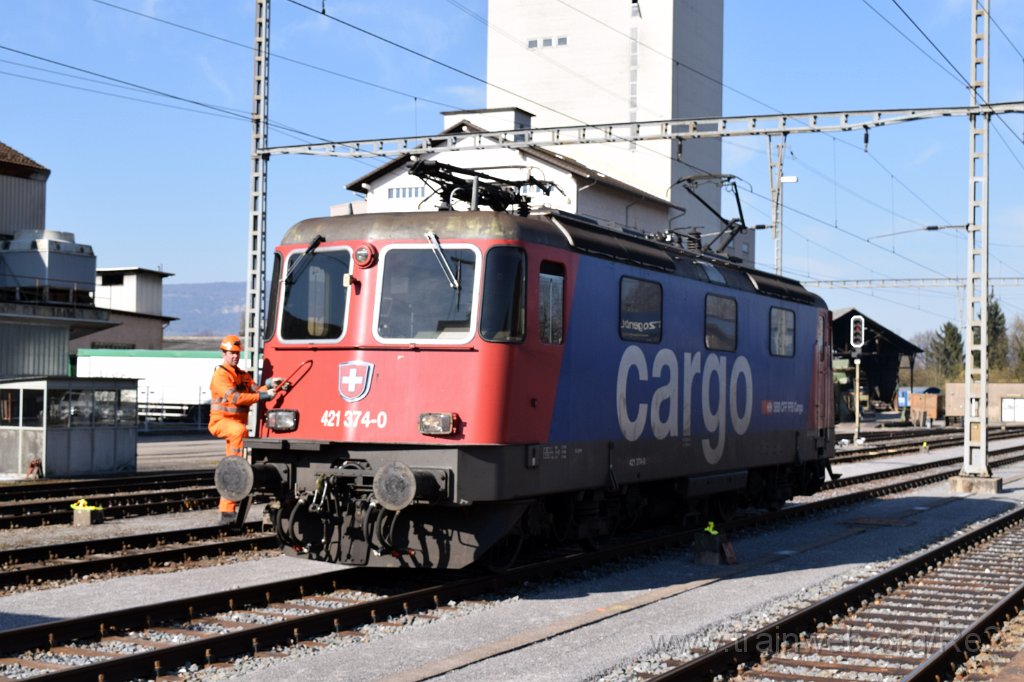 4374-0035-270217.jpg - SBBC Re 421.374-0 (Re 91 85 4 421 374-0 CH-SBBC) / Herzogenbuchsee 27.2.2017