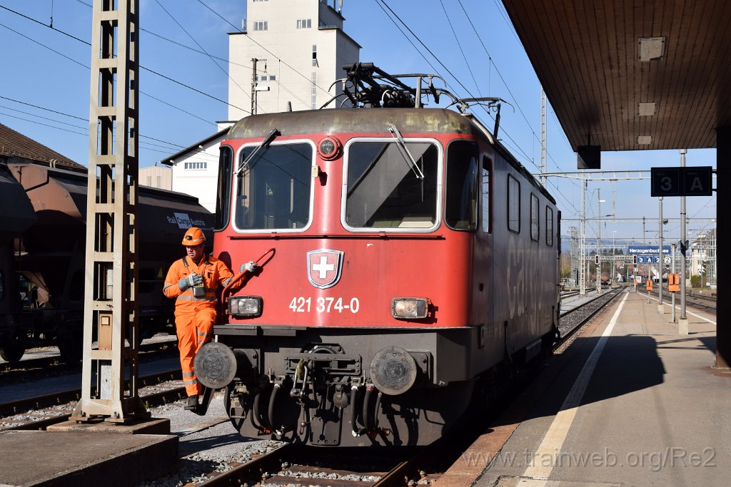 4374-0049-270217.jpg - SBBC Re 421.374-0 (Re 91 85 4 421 374-0 CH-SBBC) / Herzogenbuchsee 27.2.2017