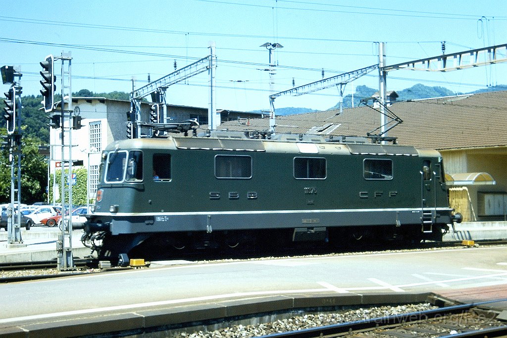 0893-0025-s.jpg - SBB-CFF Re 4/4'' 11375 / Olten 3.7.2001