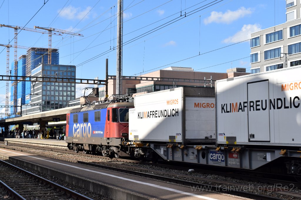 4670-0003-031017.jpg - SBBC Re 421.376-5 (Re 91 85 4 421 376-5 CH-SBBC) / Zürich-Altstetten 3.10.2017