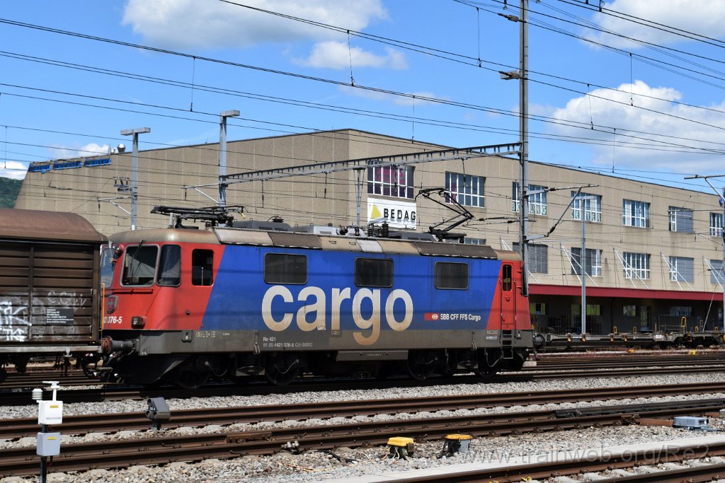 5543-0043-310519.jpg - SBBC Re 421.376-5 (Re 91 85 4 421 376-5 CH-SBBC) / Aarau (Torfeld) 31.5.2019