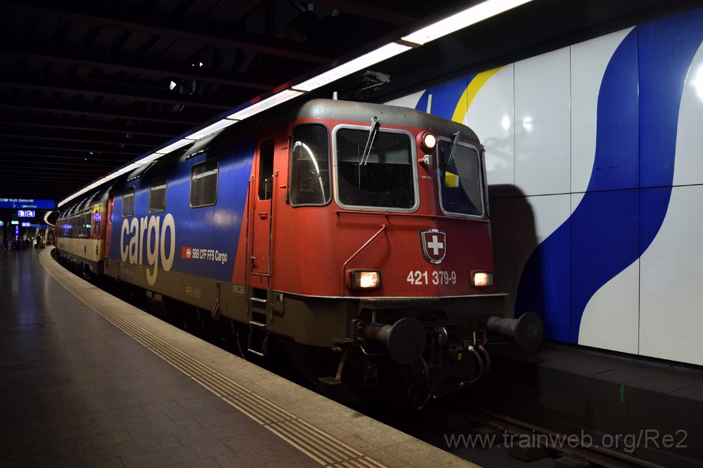 4997-0049-260518.jpg - SBBC Re 421.379-9 (Re 91 85 4 421 379-9 CH-SBBC) / Zürich-Flughafen 26.5.2018