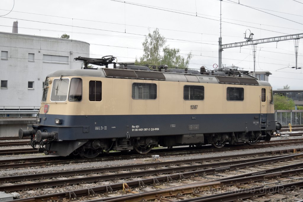 9055-0046-190424.jpg - IRSI Re 421.387-2 / Re 4/4'' 11387 (Re 91 85 4 421 387-2 CH-IRSI) / Rapperswil 19.4.2024