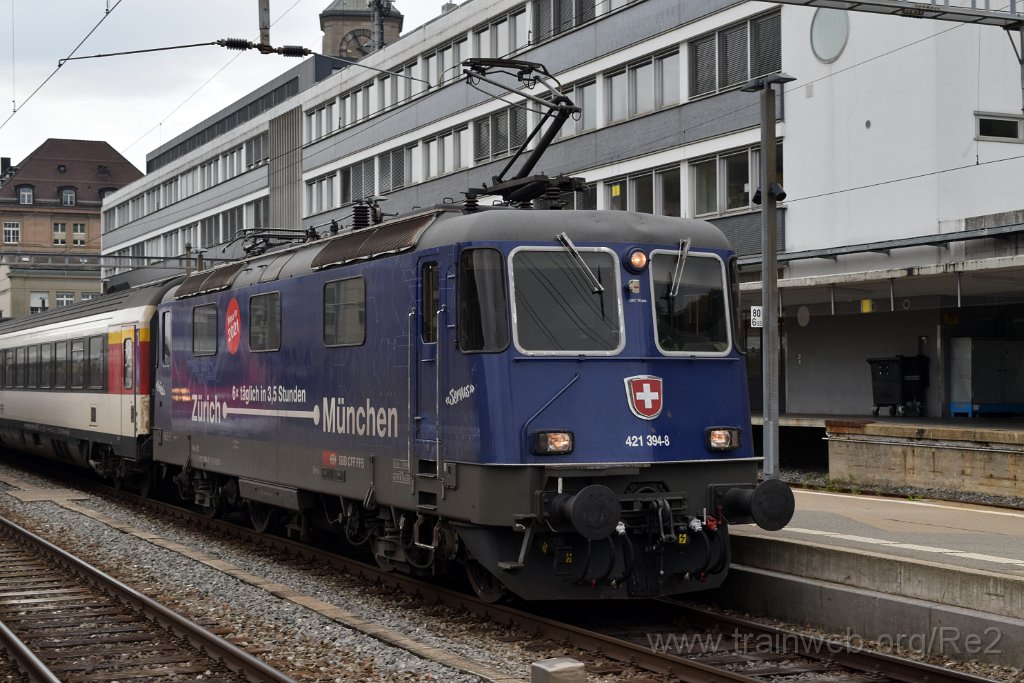 7174-0013-171020.jpg - SBBC Re 421.394-8 ''Zürich-München 2021'' (Re 91 85 4 421 394-8 CH-SBBC) / St.Gallen HB 17.10.2020