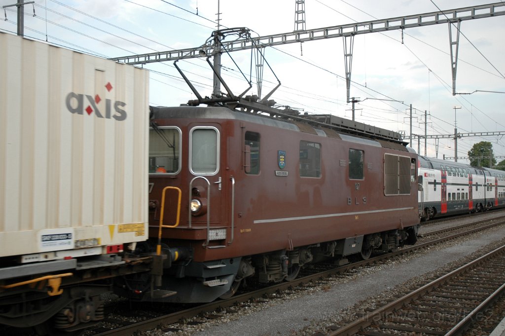 3157-0005-130614.jpg - BLS Re 4/4 167 "Ausserberg" / Pfäffikon SZ 13.6.2014