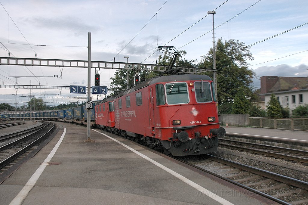 2188-0014-070911.jpg - Crossrail Re 436.112-7 + Re 436.111-9 "Sara" / Langenthal 7.9.2011
