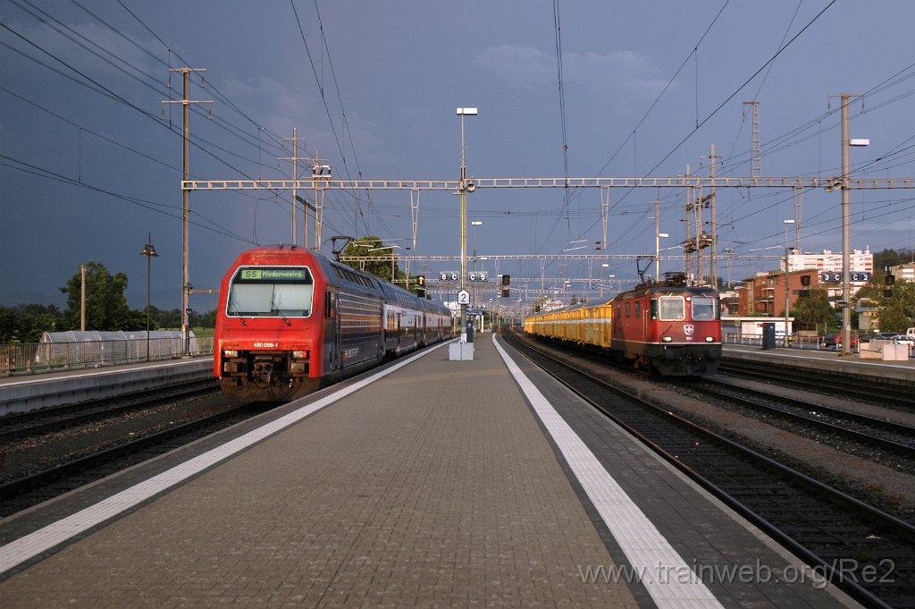 2850-0044-180613.jpg - SBB-CFF Re 4/4''' 11359 + SBB-CFF Re 450.059-1 ''Knonau'' / Pfäffikon SZ 18.6.2013