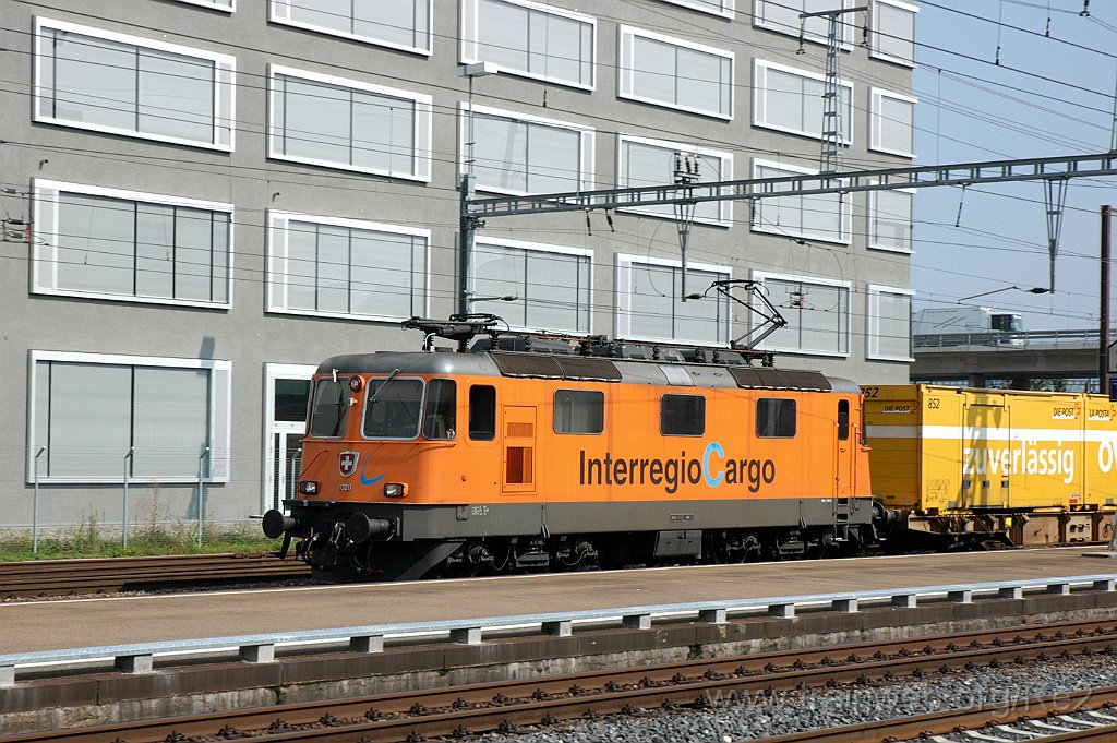 3271-0049-220914.jpg - SBB-CFF Re 4/4'' 11320 ''InterRegio Cargo'' / Zürich-Altstetten 22.9.2014