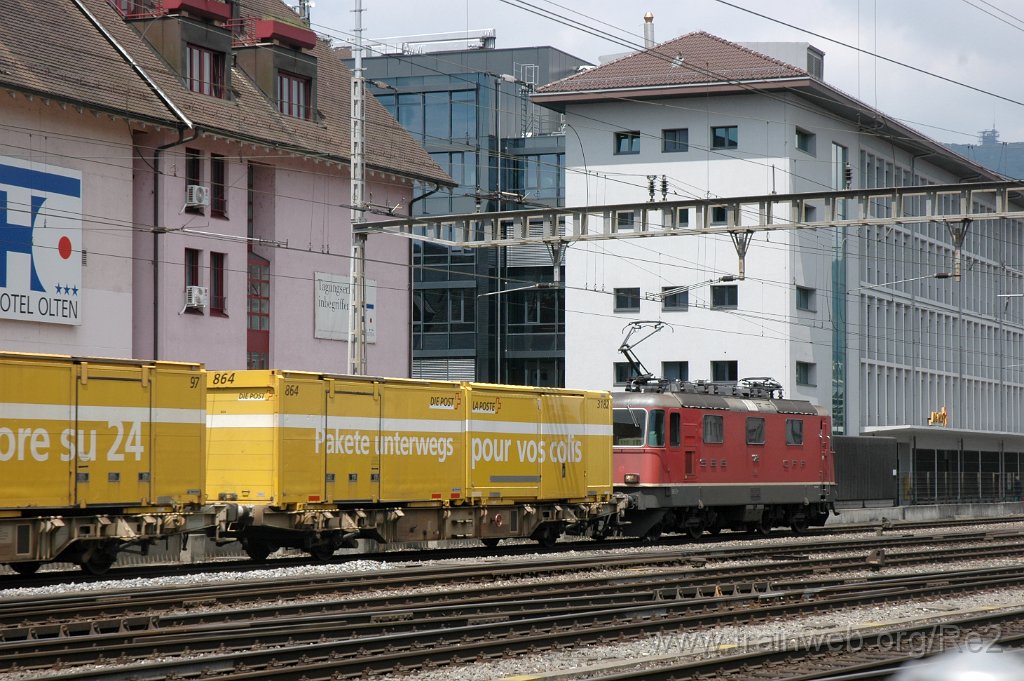 3604-0047-190615.jpg - SBB-CFF Re 4/4'' 11285 / Olten (Fachhochschule Nordwestschweiz) 19.6.2015
