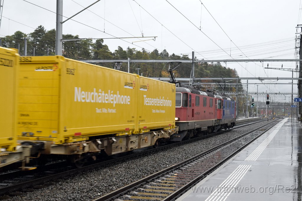 7185-0014-261020.jpg - SBBC Re 420.280-0 ''En avant toute!'' (Re 91 85 4 420 280-0 CH-SBBC) + SBBC Re 4/4'' 11338 (Re 420.338-6)  (Re 91 85 4 420 338-6 CH-SBBC) / Arth-Goldau 26.10.2020