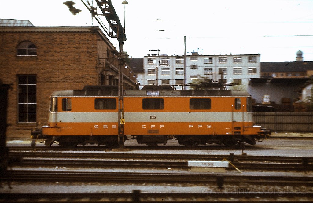 0031-0036s.jpg - Re 4/4'' 11112 / Zürich (Dépot G) 16.5.1980