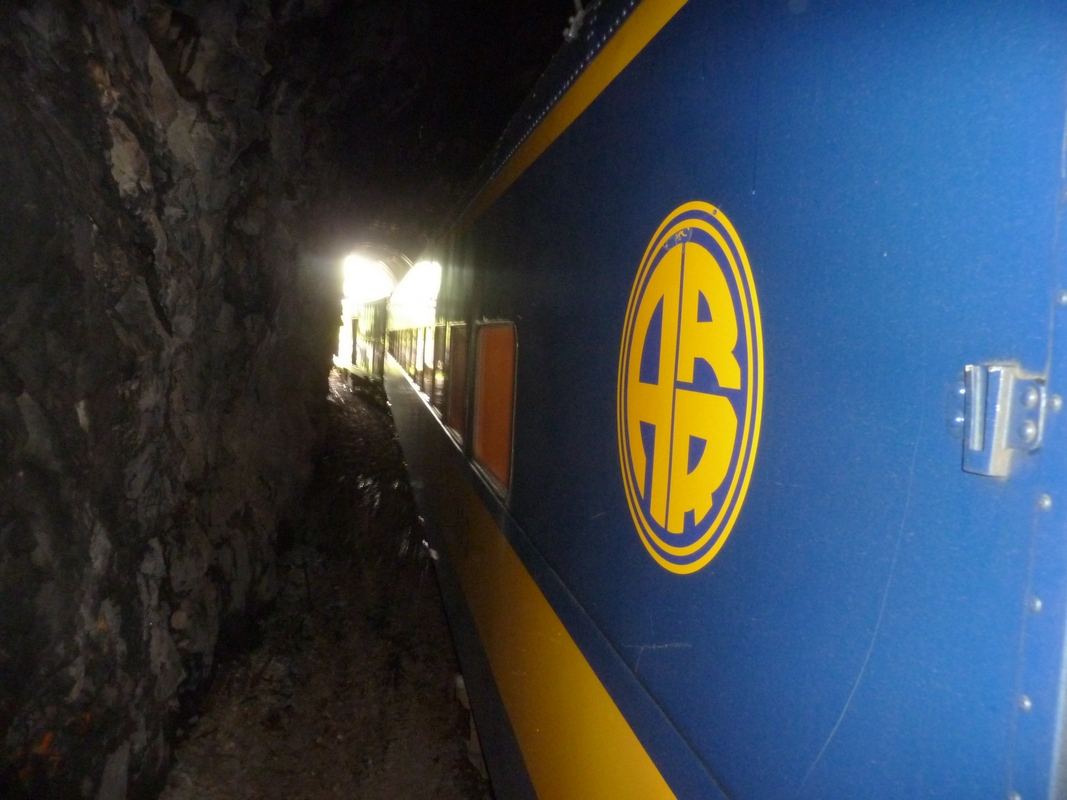 http://trainweb.org/richard/Misc/ARRtunnel.jpg