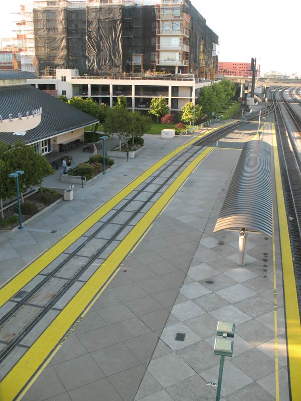Emeryville Station - South Bound View