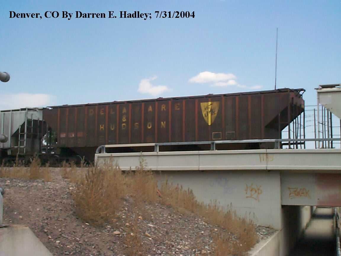 Railfanning Colorado - Delaware and Hudson #12323 Hopper (D&H)