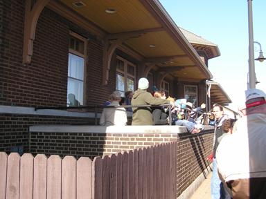 WASHINGTON STEAM TRAIN CROWD 006.JPG