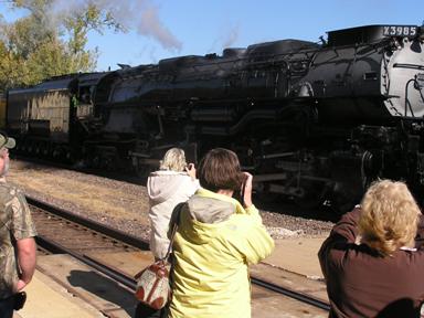 WASHINGTON STEAM TRAIN CROWD 021.JPG