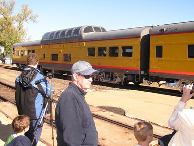 WASHINGTON STEAM TRAIN CROWD 027.JPG