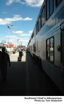 Eastbound Amtrak Southwest Chief at Albuquerque