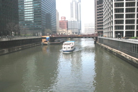 WestboundExtras/86%20Chicago%20boat.jpg