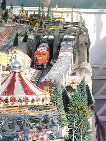 Close-up photo of bridges on the Garden Factory train display